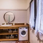 Spacious Apt With Terrace 200 Meters From Duomo