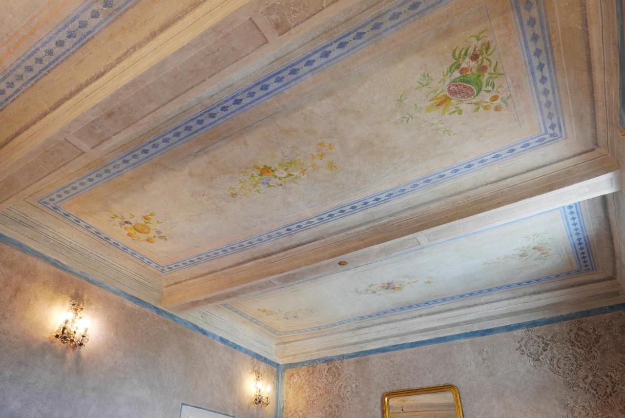 Oriuolo Apartment *