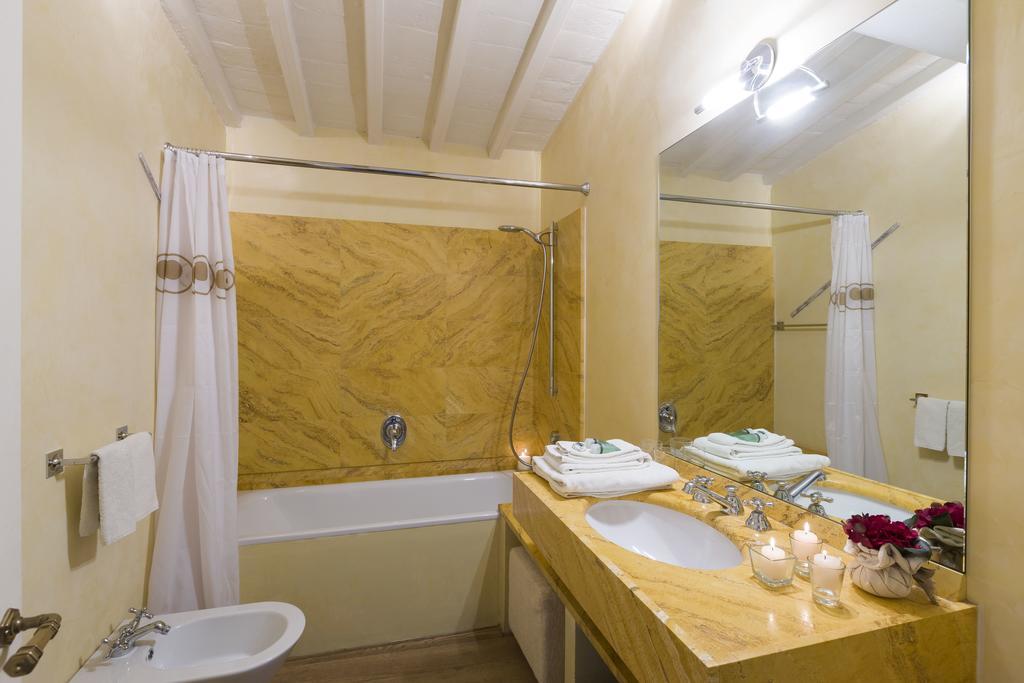 Bed & Breakfast D'epoca In Palace 2*