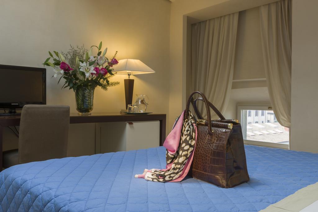 Bed & Breakfast D'epoca In Palace 2*