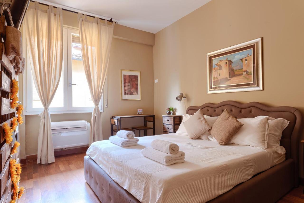 Ponte Vecchio 2 Apartment *