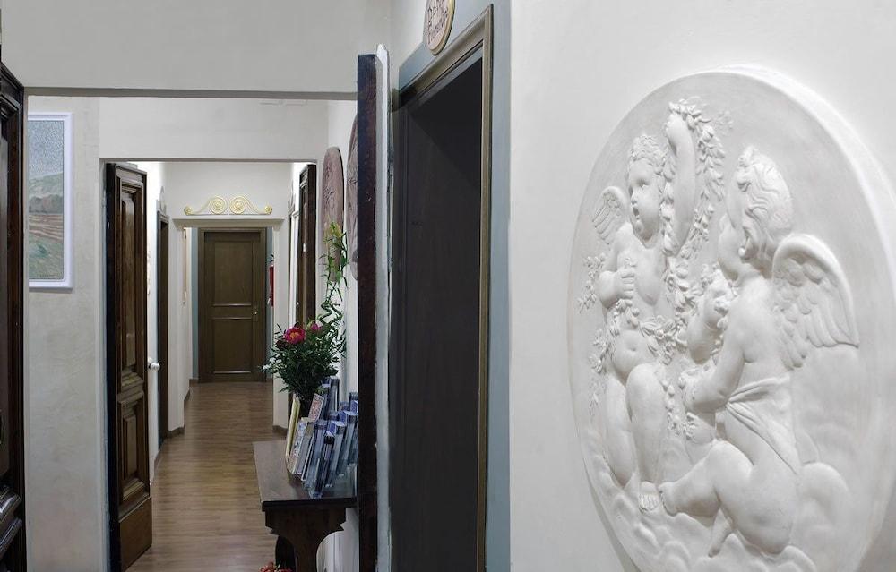 Relais Dante E Beatrice Bed & Breakfast 3*