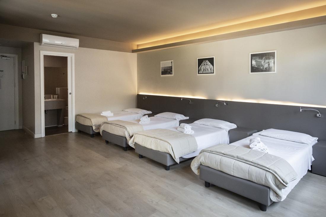 Hostel Plus *