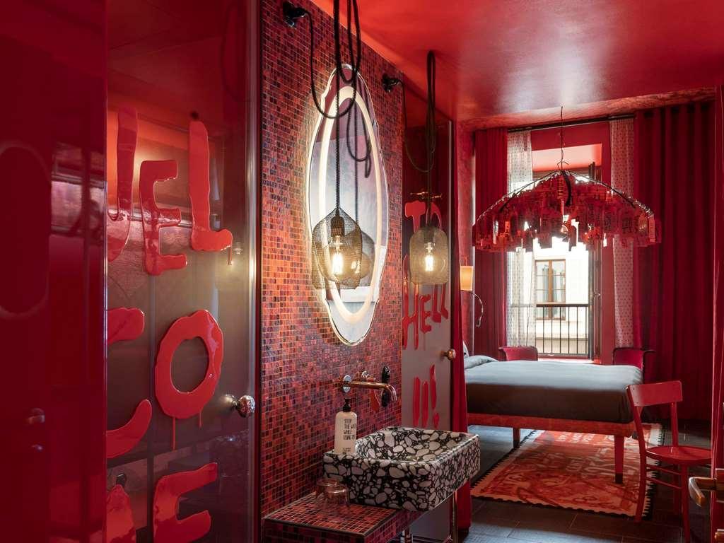 25hours Piazza San Paolino 4*