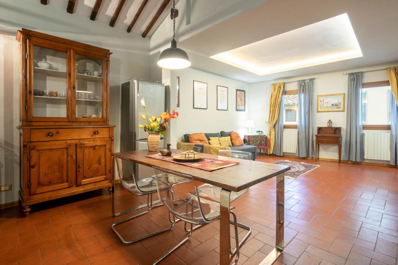 Apartment Borgo La Croce Florence