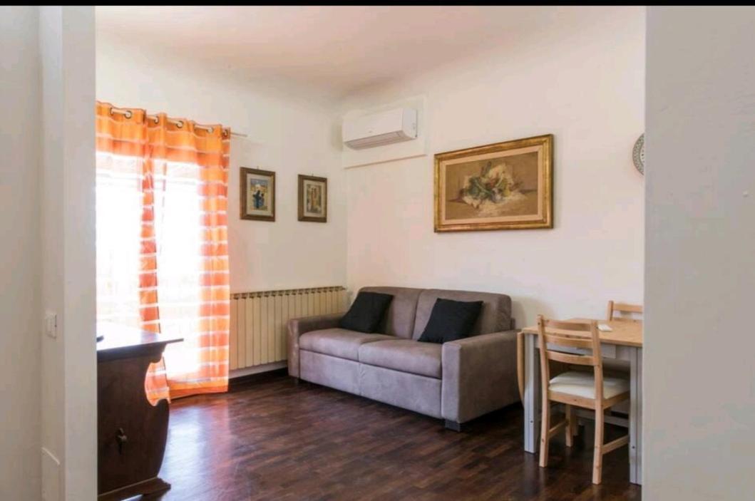 Santo Spirito Penthouse Apartment Florence