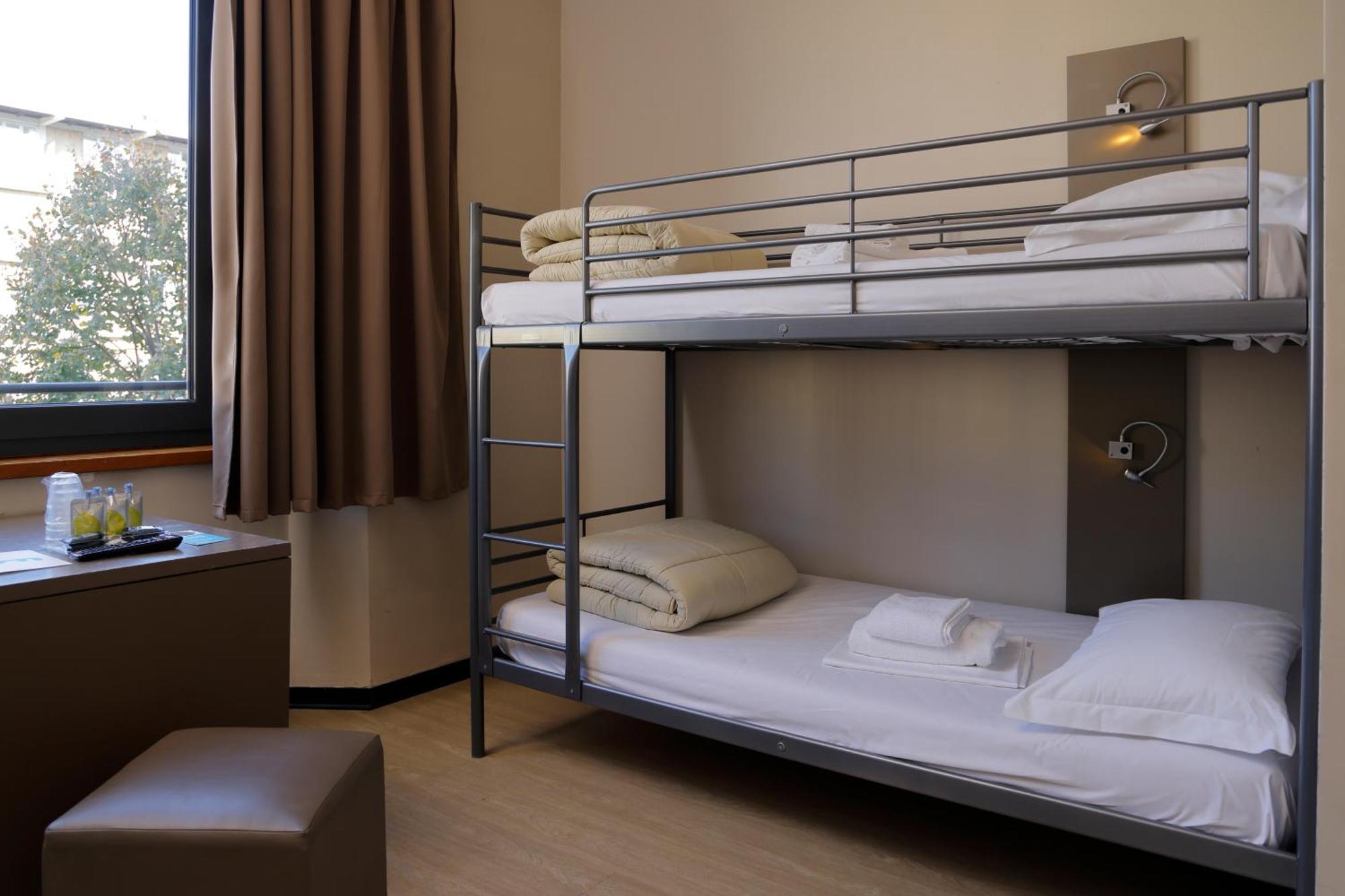 Hostel Plus