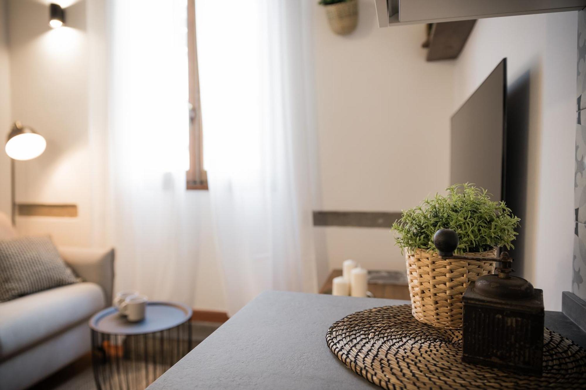 Agnolo Boutique - Central Accomodation