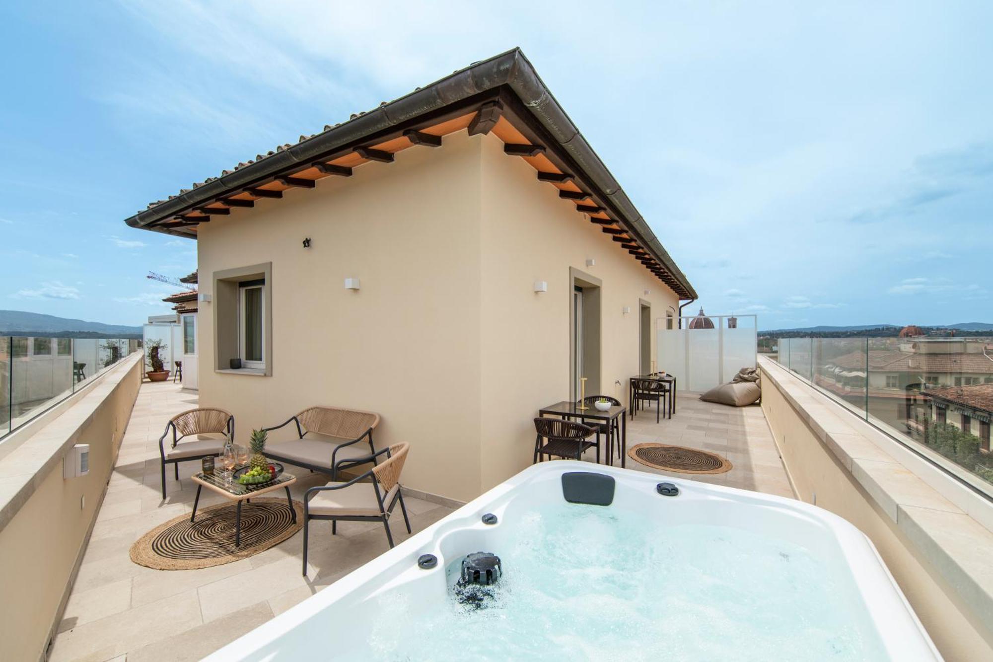 Penthouse With Terrace Over Appartamento