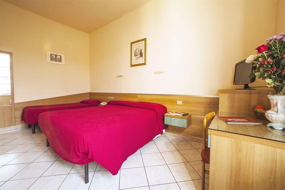 Il Castagno Hotel 2*