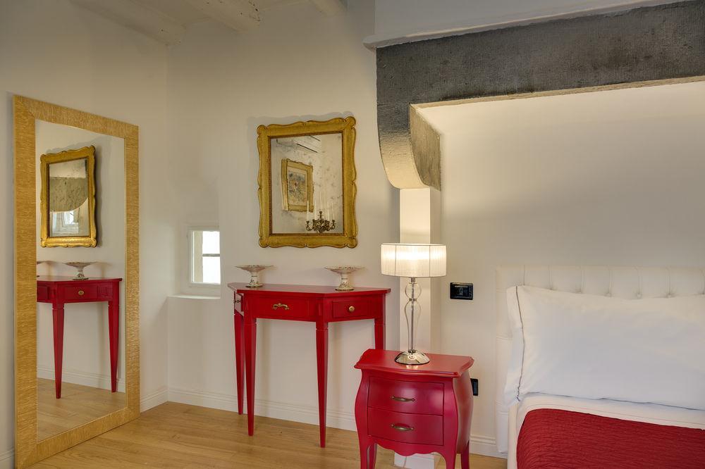D'epoca Borgo Albizi Florence