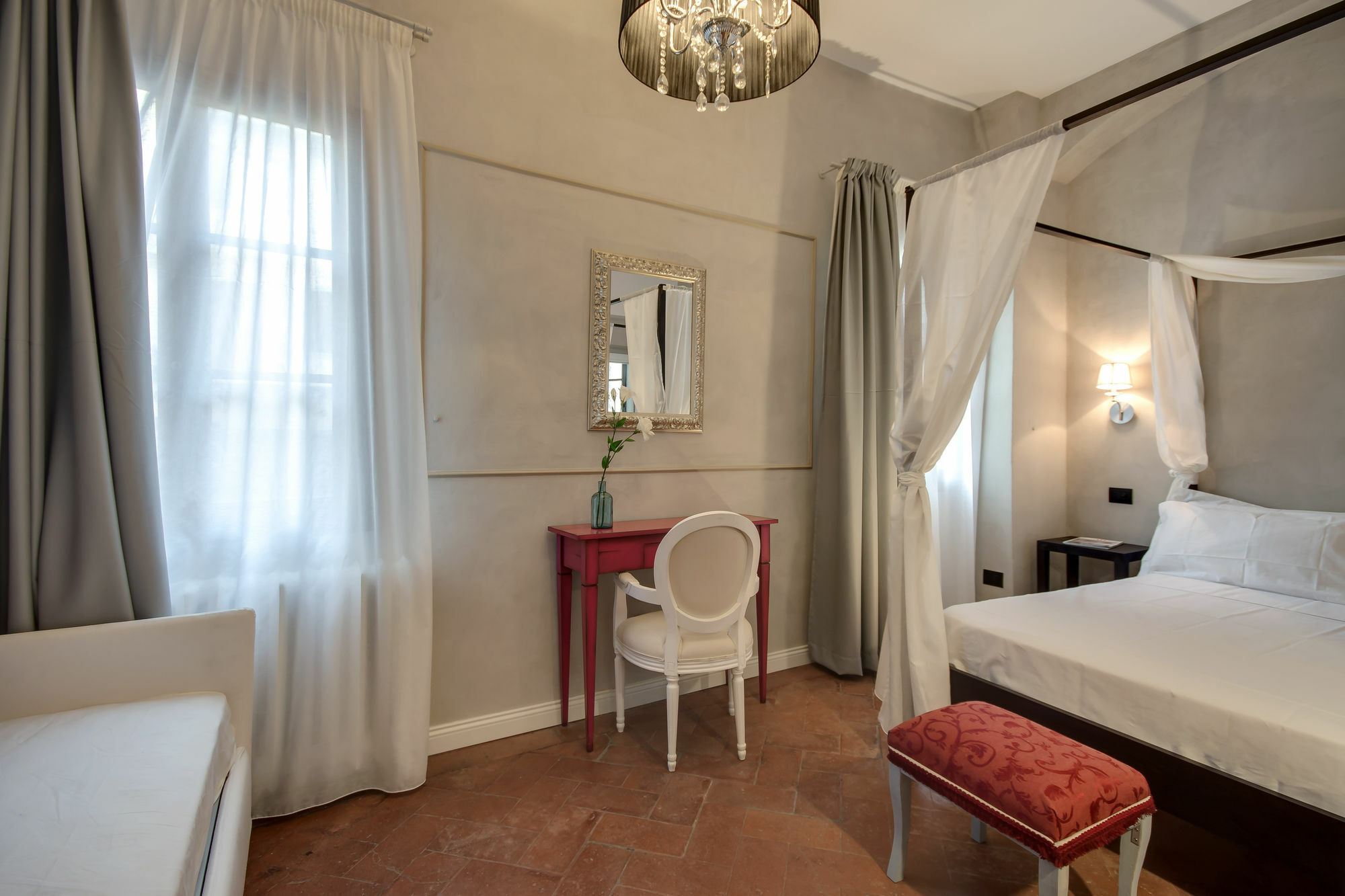 D'epoca Borgo Albizi Florence