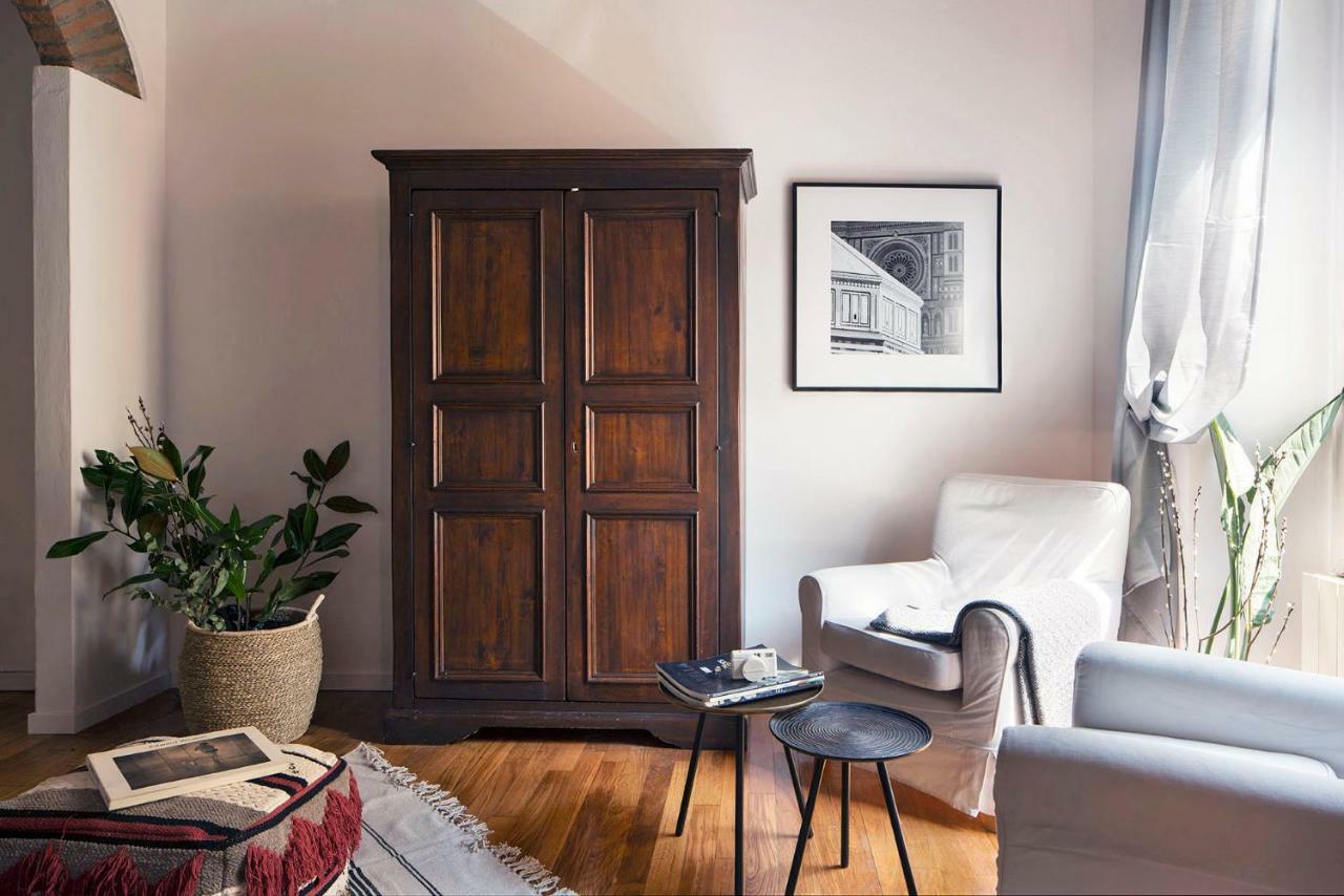 Apartment Great Apts Few Steps To The Duomo Florence