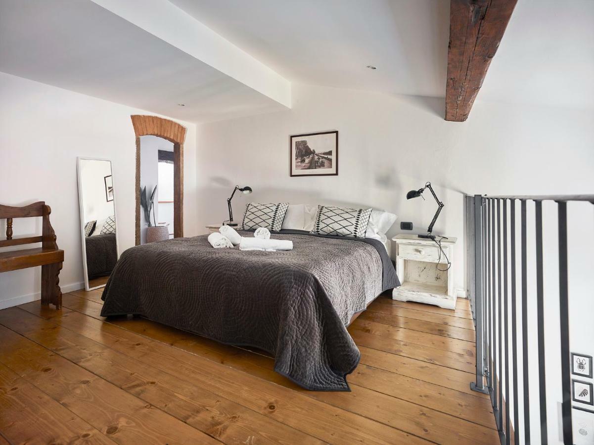 Apartment Great Apts Few Steps To The Duomo Florence