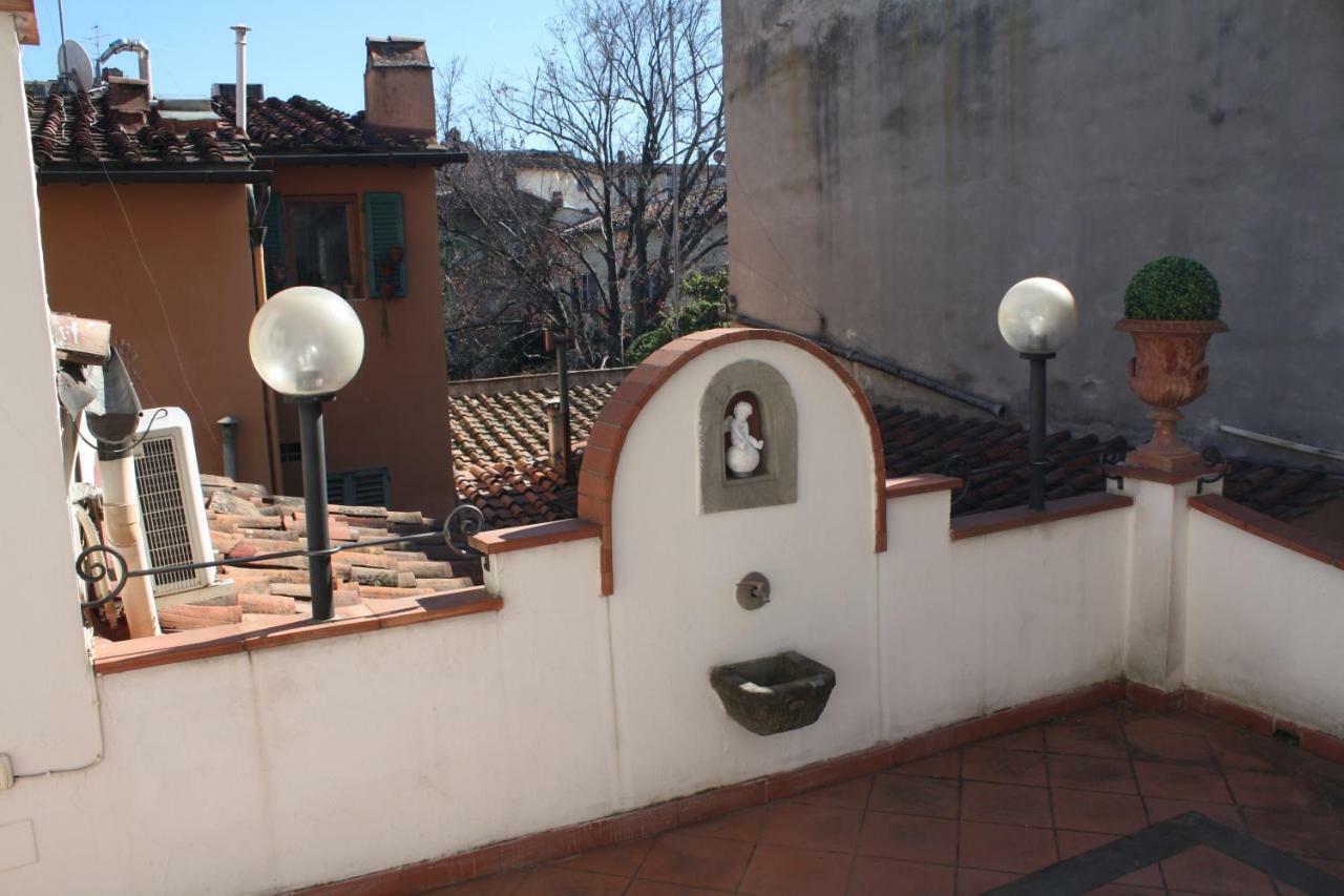 Apartment S.zanobi Courtyard House W/ Terrace Florence