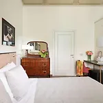 Residenza Mondragone