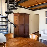 Darling Suite Near David