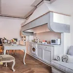 Signoria Deluxe Studio-2 People In Signoria Square