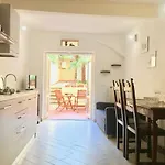 Porcellana Apartment