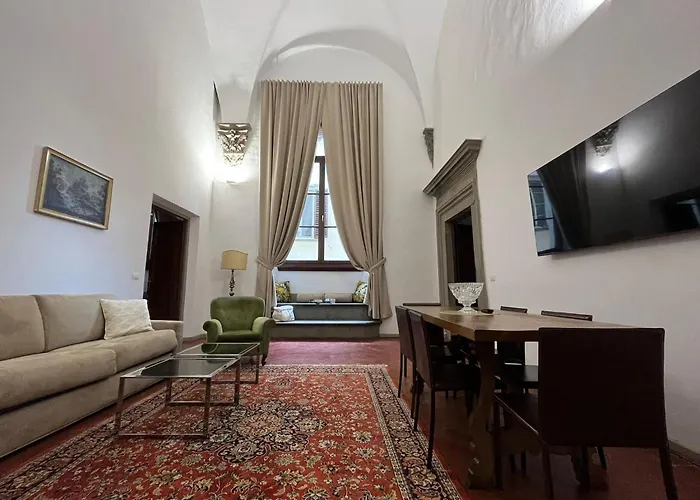 Palazzo Roselli Cecconi Apartments