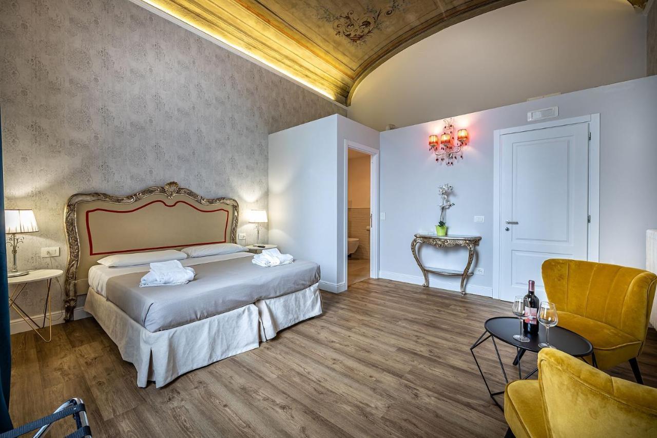 La Torre Del Cestello - Residenza D'Epoca Bed & Breakfast 3*