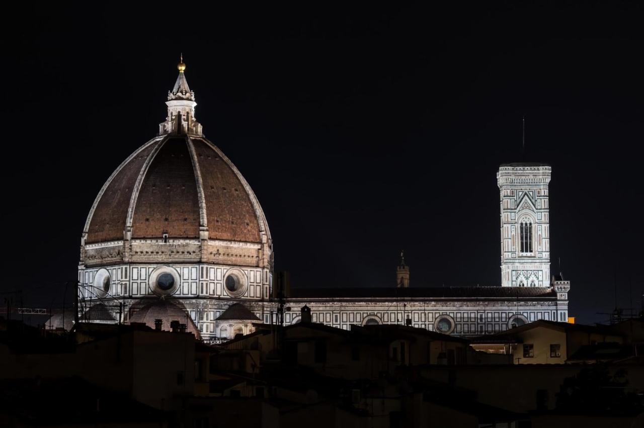 Apartment Lovenest With Terrace Duomo View