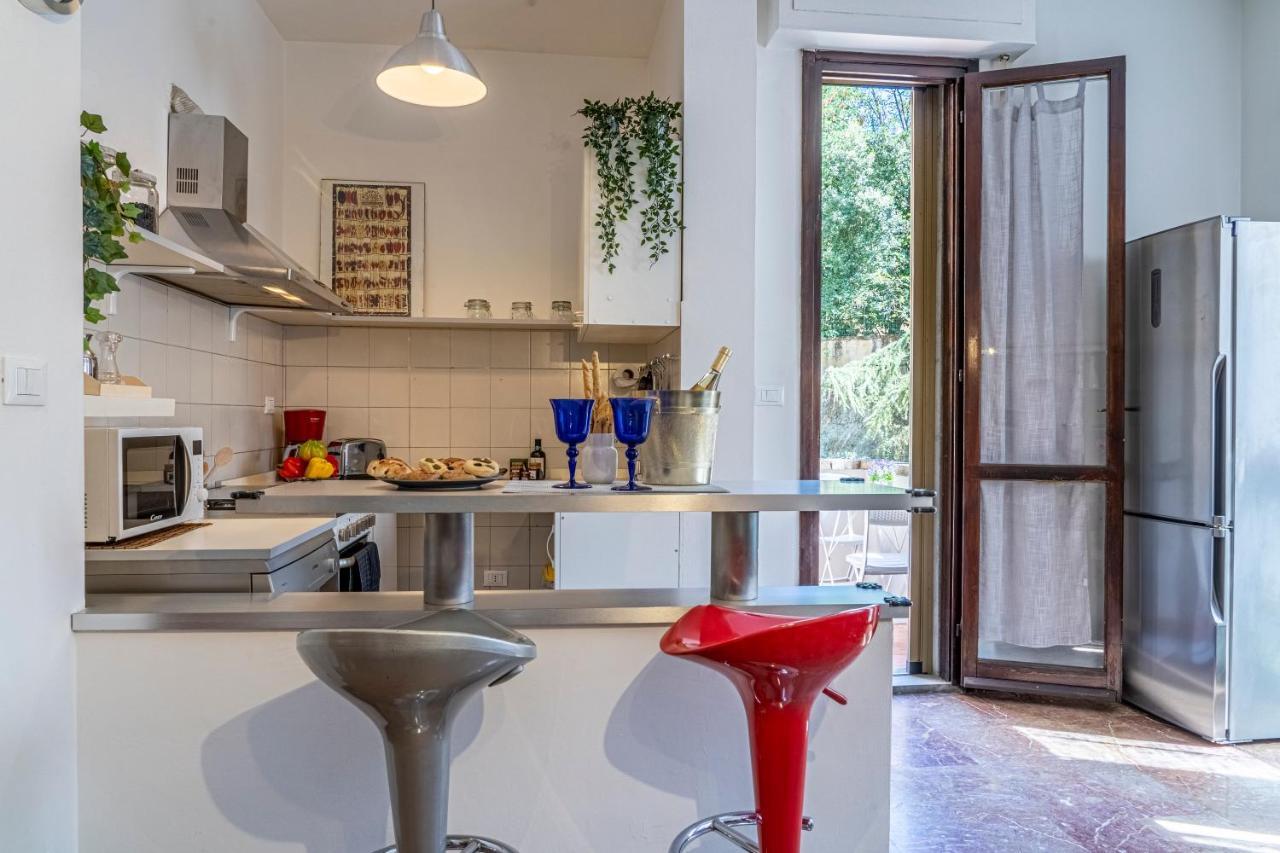 Appartamento Cozy Roman With Parking