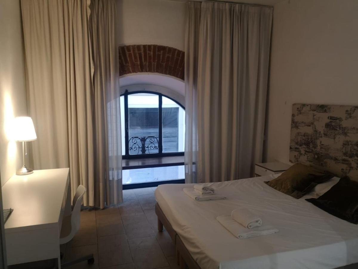 Top Position In Guest house *