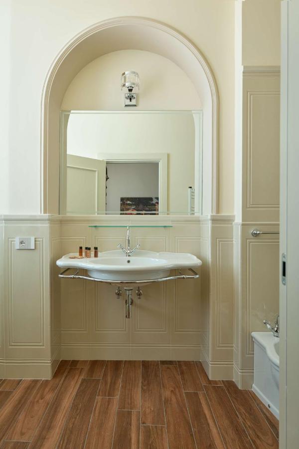 Residenza Mondragone Bed & Breakfast