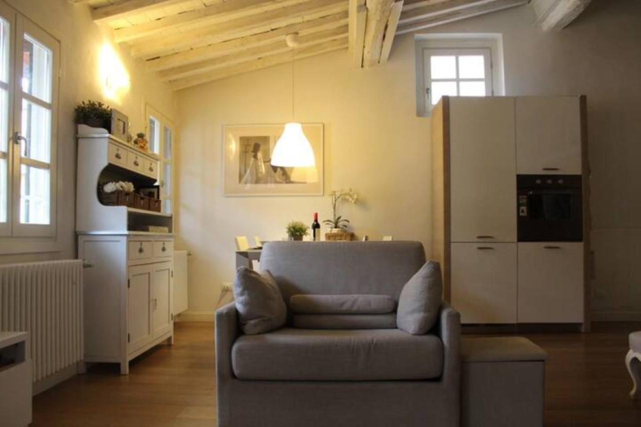 Cosy Flat In The Heart Of *