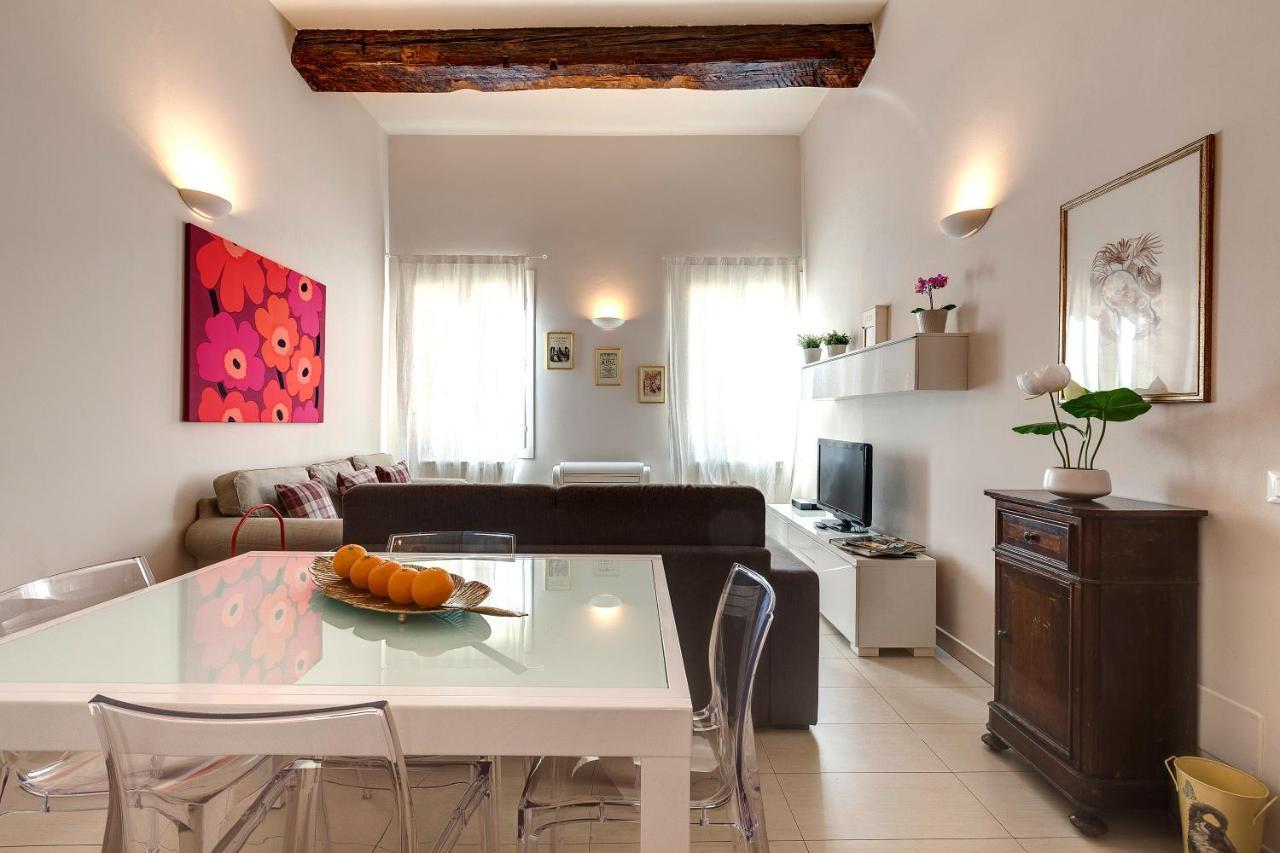 Glam Apartment