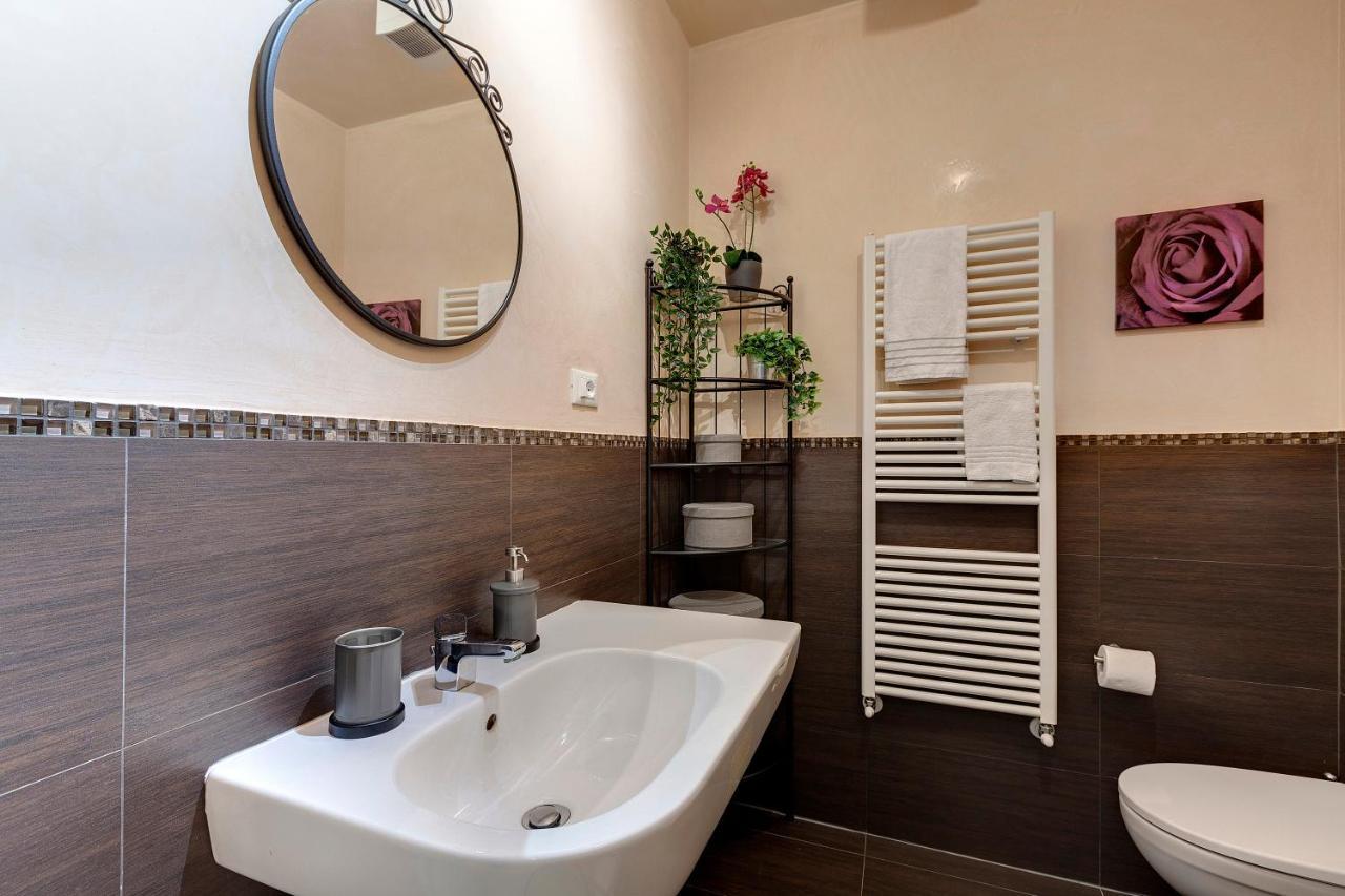 Glam Apartment
