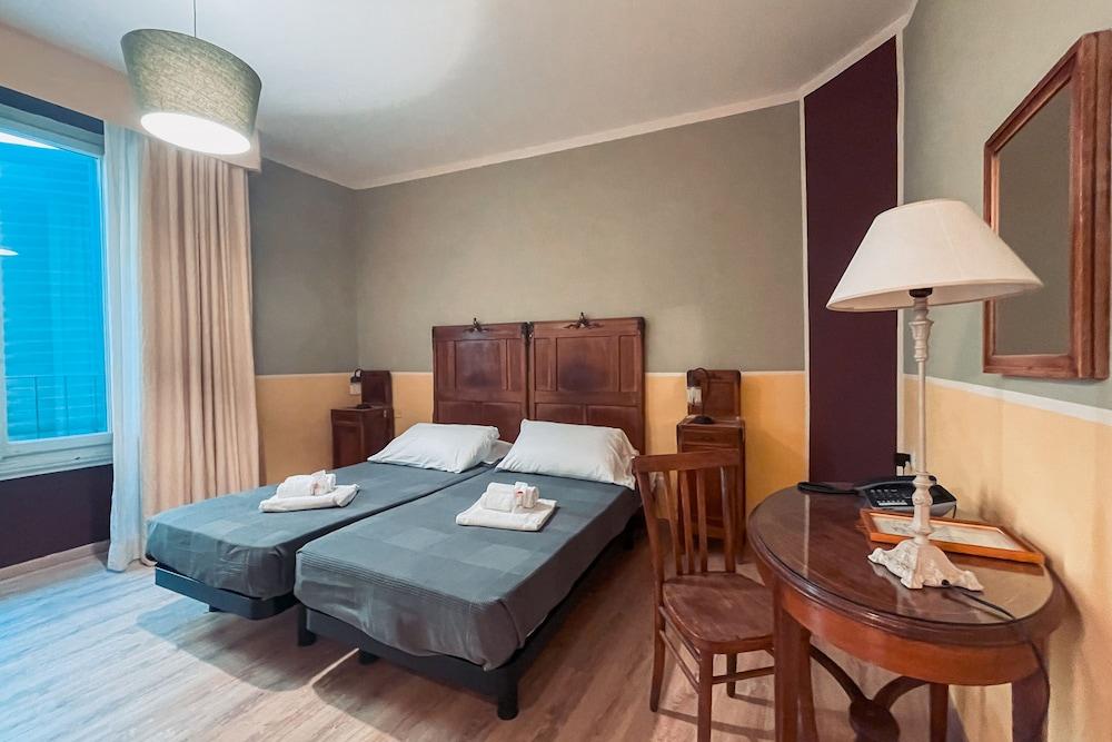 Hotel Azzi Florence