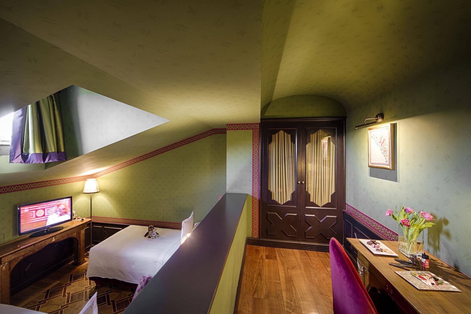 Cora Hotel 5*