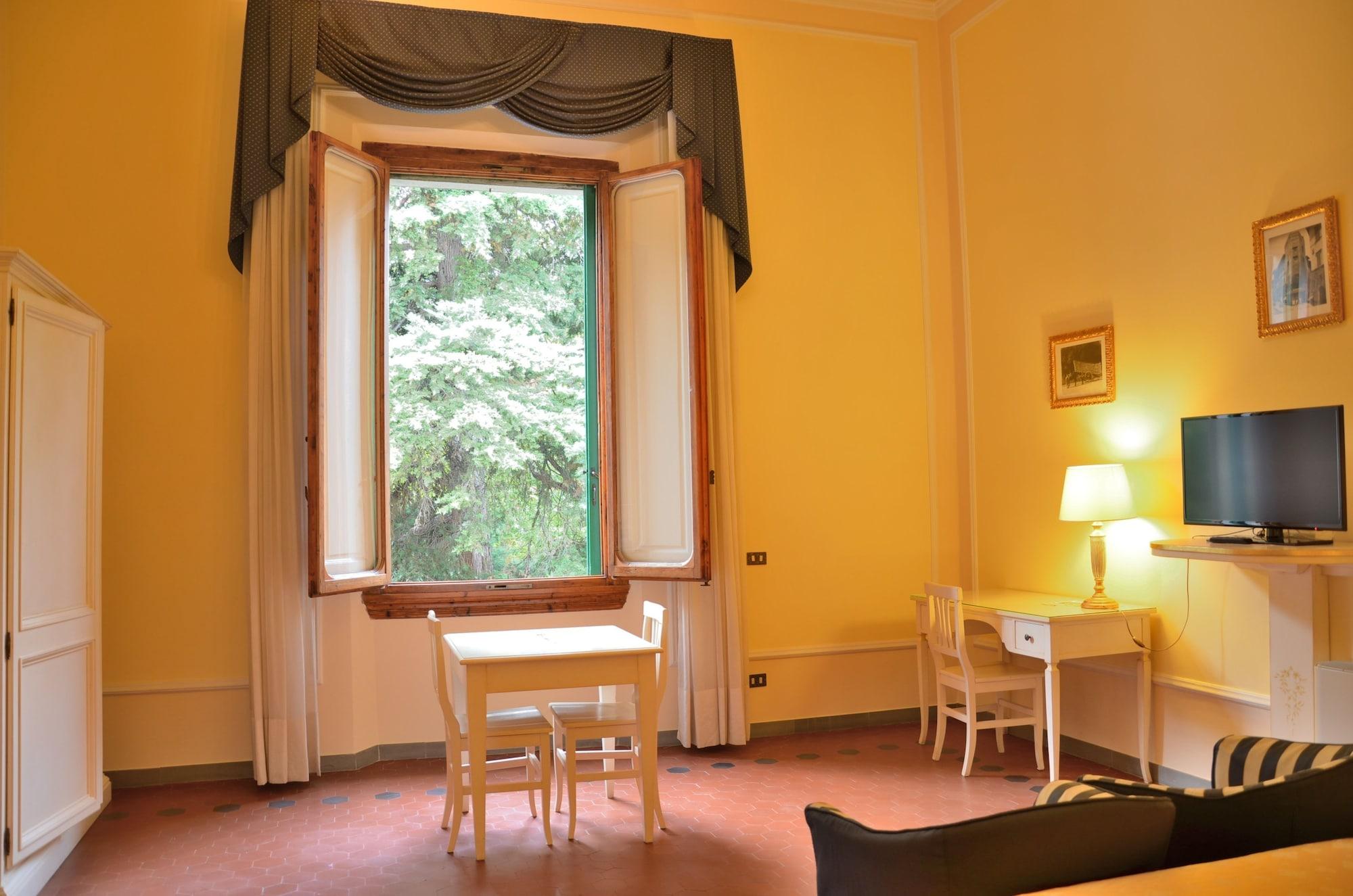 Aparthotel Michelangiolo 3*