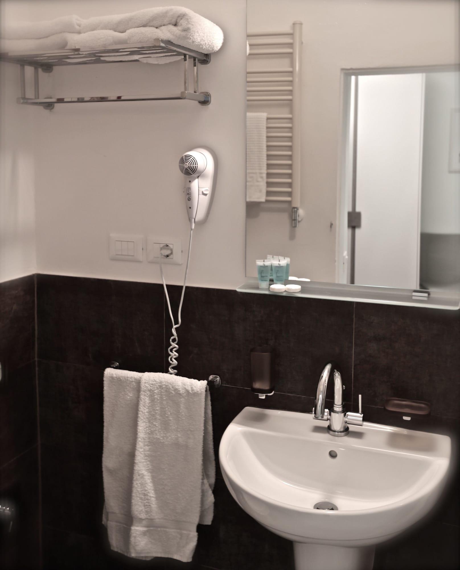Casa Rovai Bed & Breakfast 3*