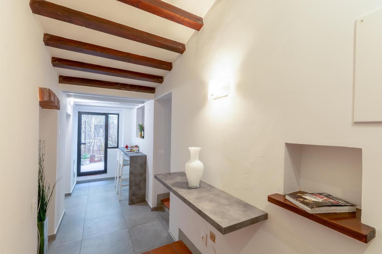 Ground Floor With Patio-ghibellina 65 Appartamento