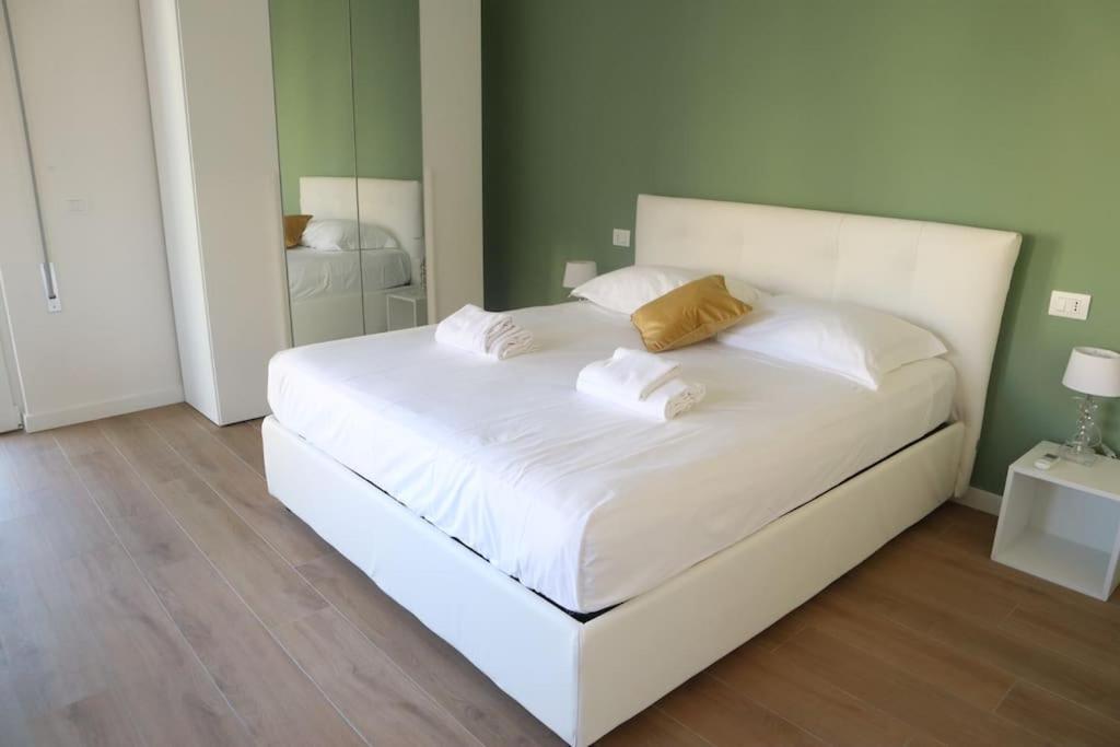 Santa Maria Novella - Golden Lily Florence, Center Apartment