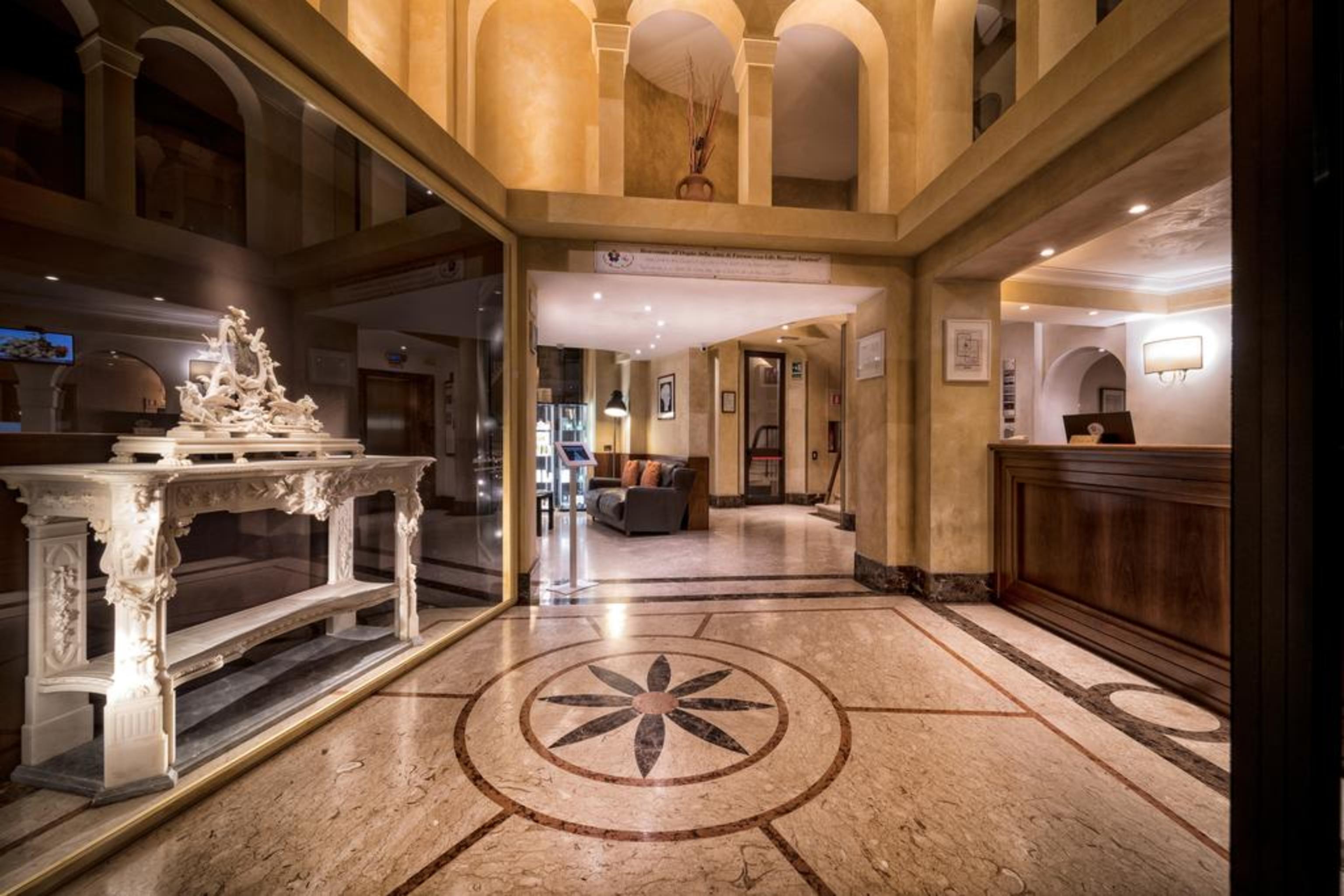 Pitti Palace Al Ponte Vecchio Hotel 4*