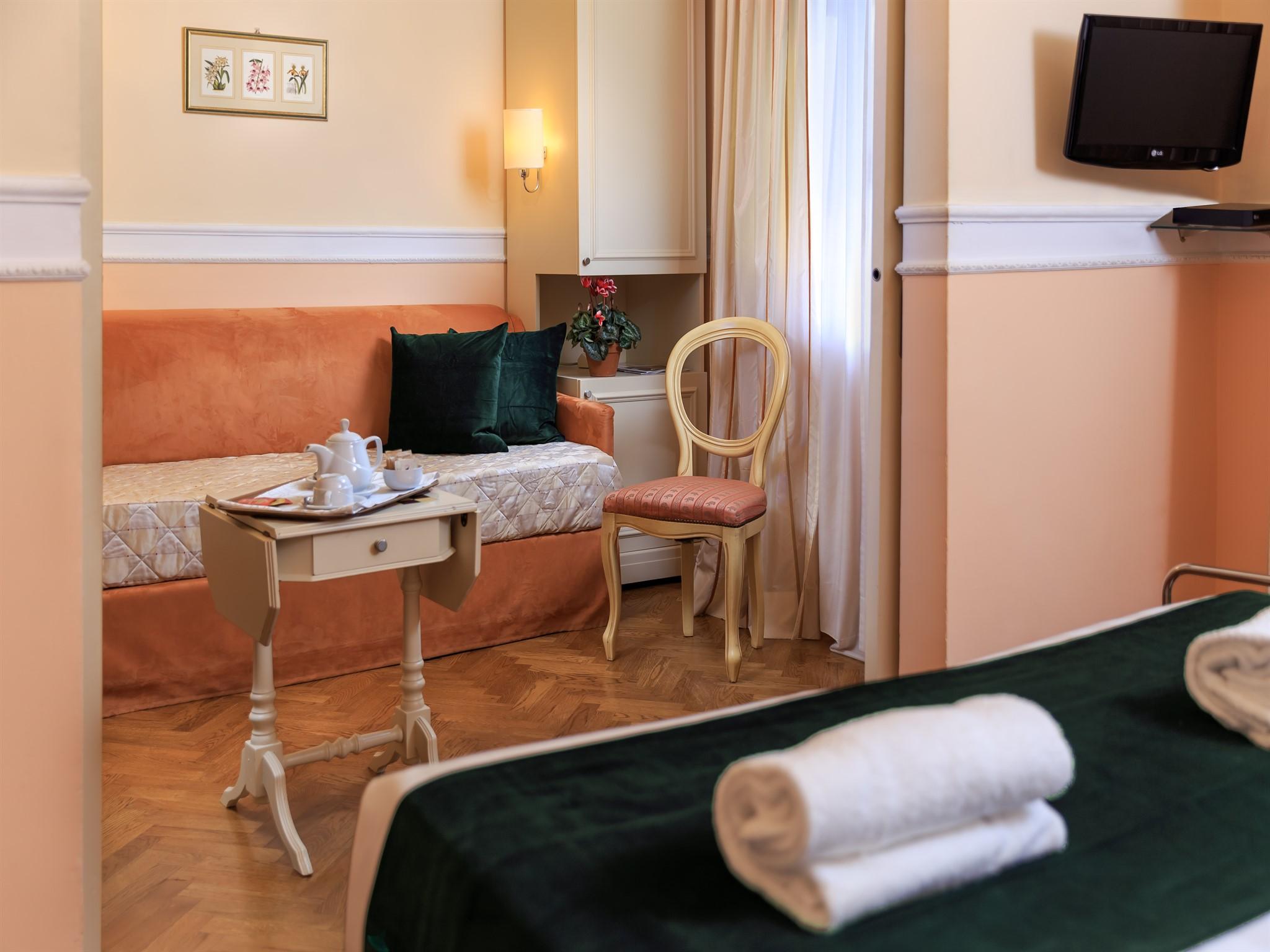 Carlotta Hotel 4*