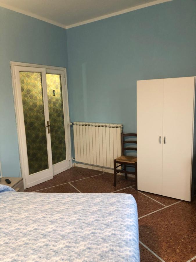 Leandro Bed * Florence