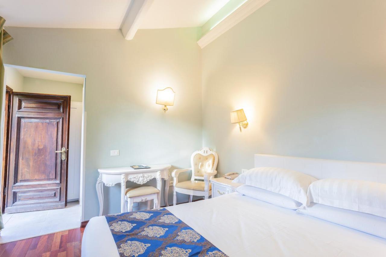 Royal Hotel 4*