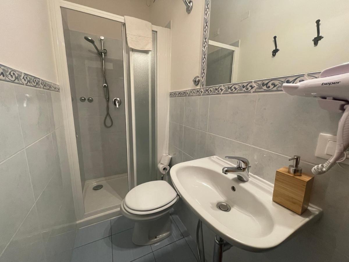 Hotel Azzi