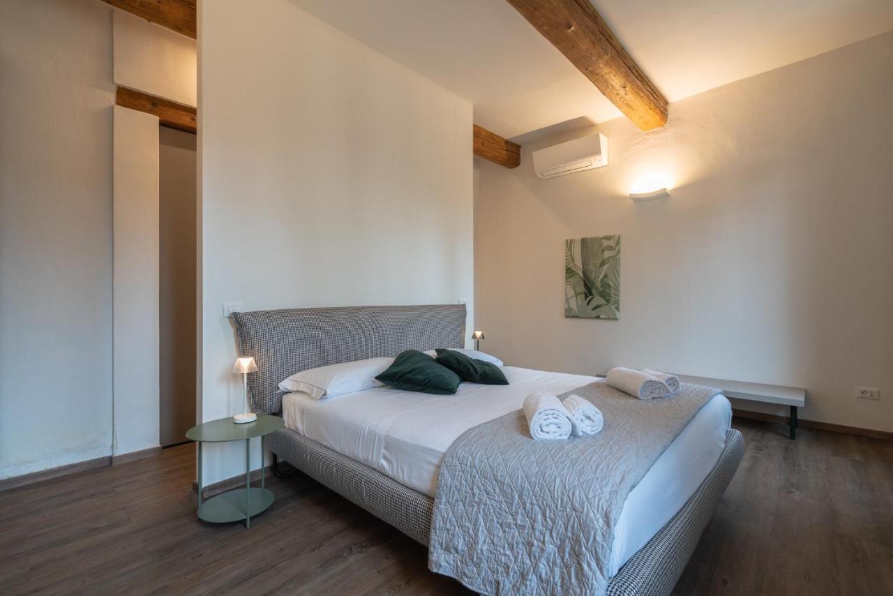 Elegant Green In San Gallo Apartment Florence