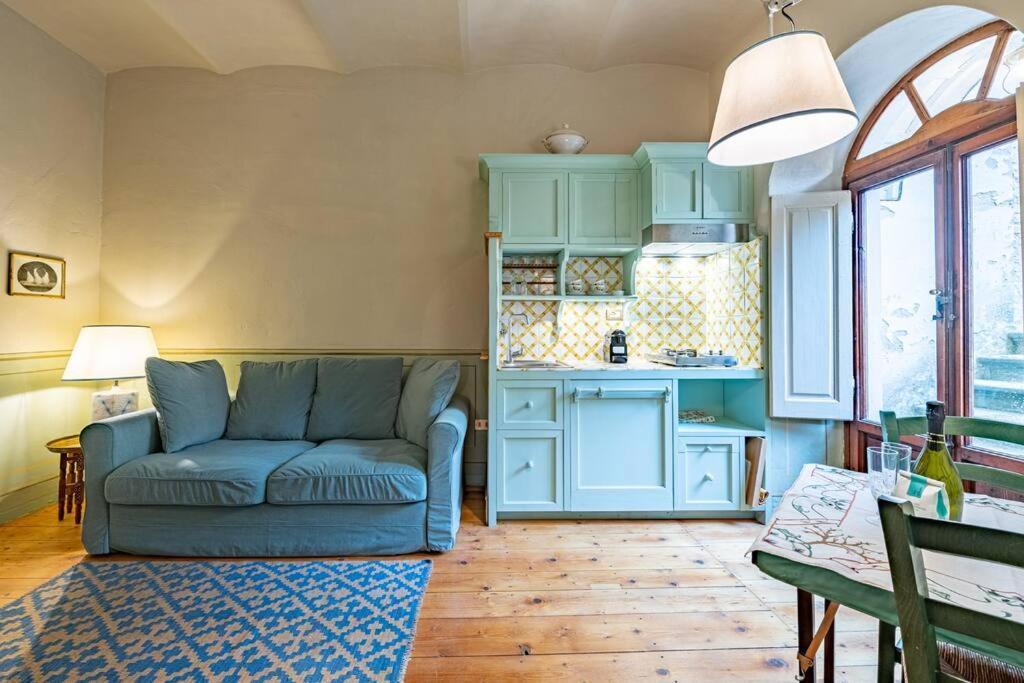 Apartment Central And Cosy Pied-a-terre W/ Free Parking