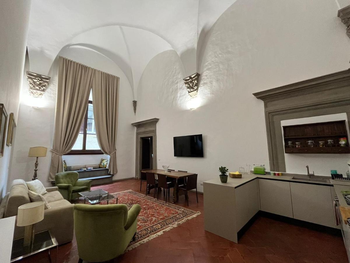 Palazzo Roselli Cecconi Apartment