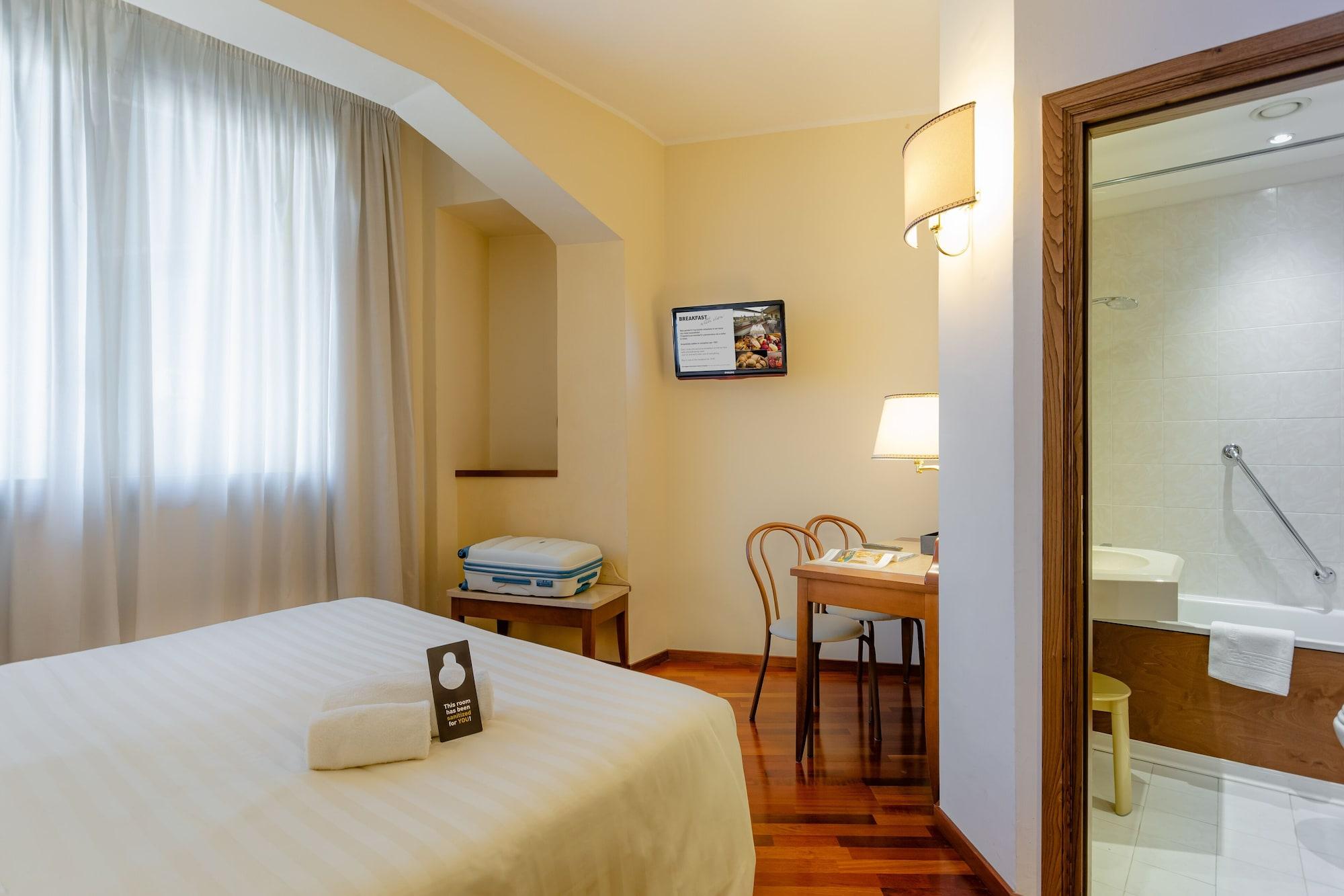 Hotel Pitti Palace Al Ponte Vecchio 4*