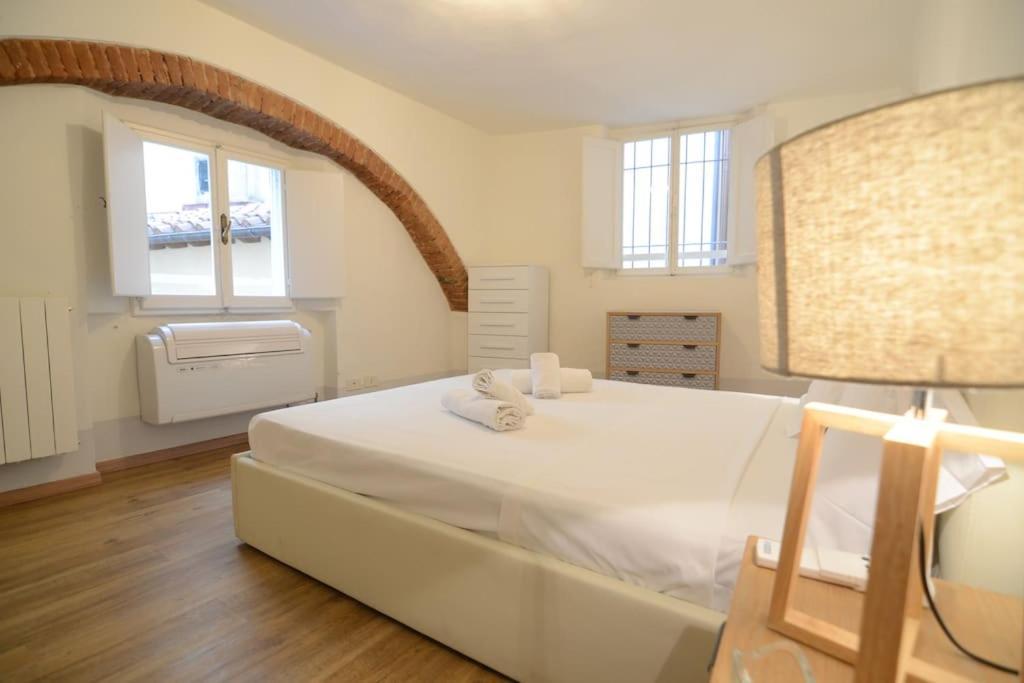 Keys Of Italy - Sprone 15 - 2 Bedroom Family By Ponte Vecchio Apartment *