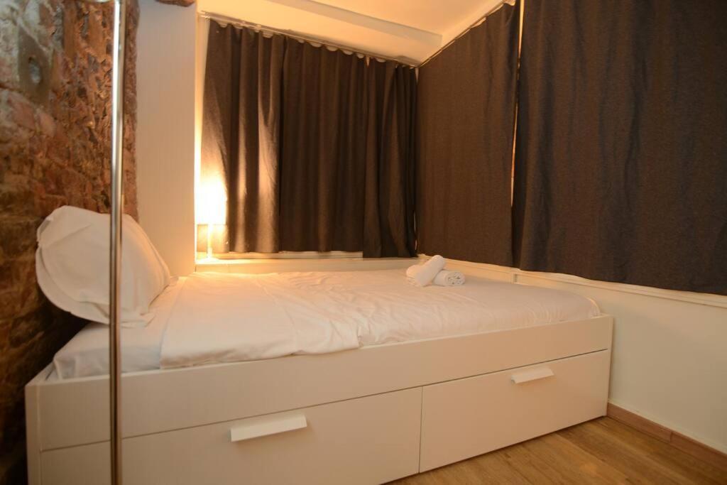 Keys Of Italy - Sprone 15 - 2 Bedroom Family By Ponte Vecchio Apartment *