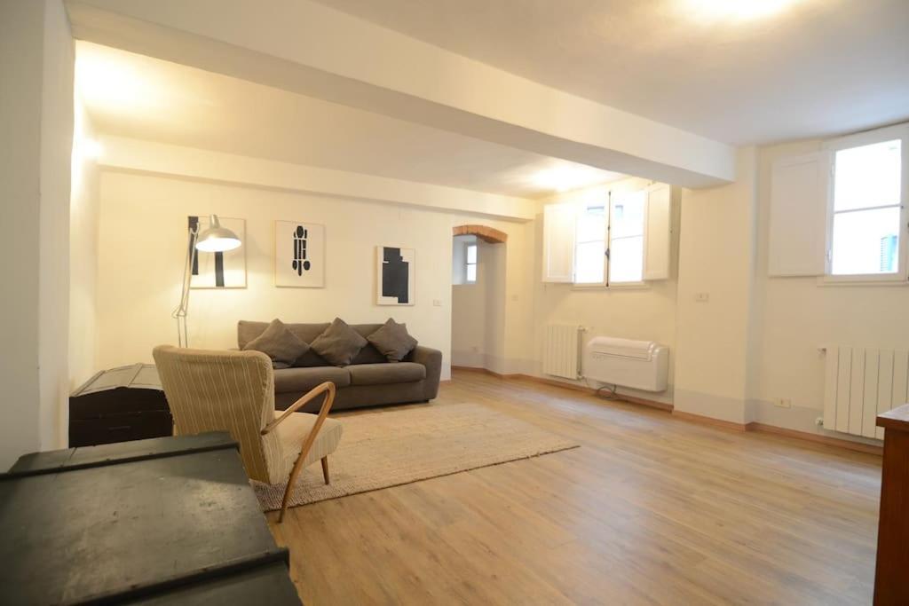 Keys Of Italy - Sprone 15 - 2 Bedroom Family By Ponte Vecchio Apartment